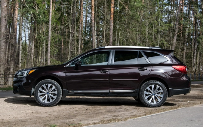 Subaru Outback cena 92900 przebieg: 99600, rok produkcji 2017 z Białystok małe 301
